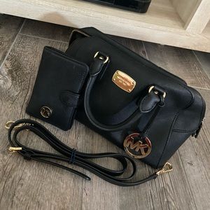 Black Michael Kors Purse with Wallet & Strap